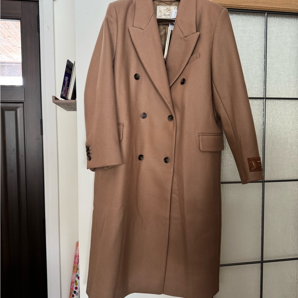 Wilfred “Symphony” from Aritzia Cashmere double breasted Coat￼